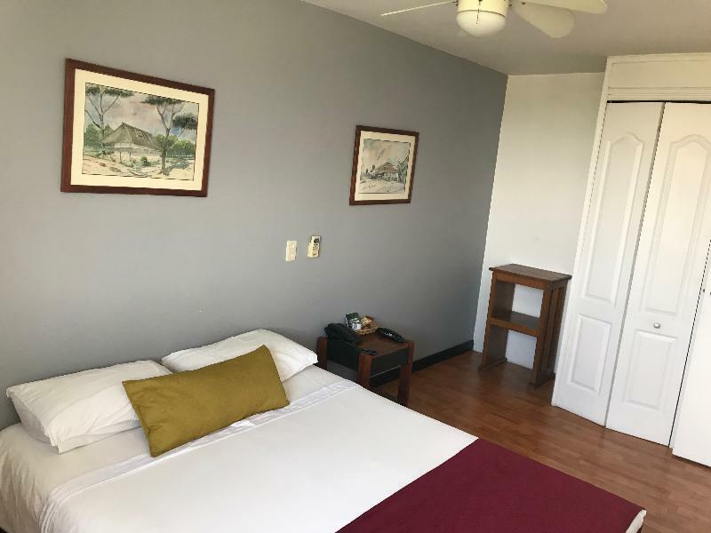 Hotel Santa Ana Medellín Buitenkant foto